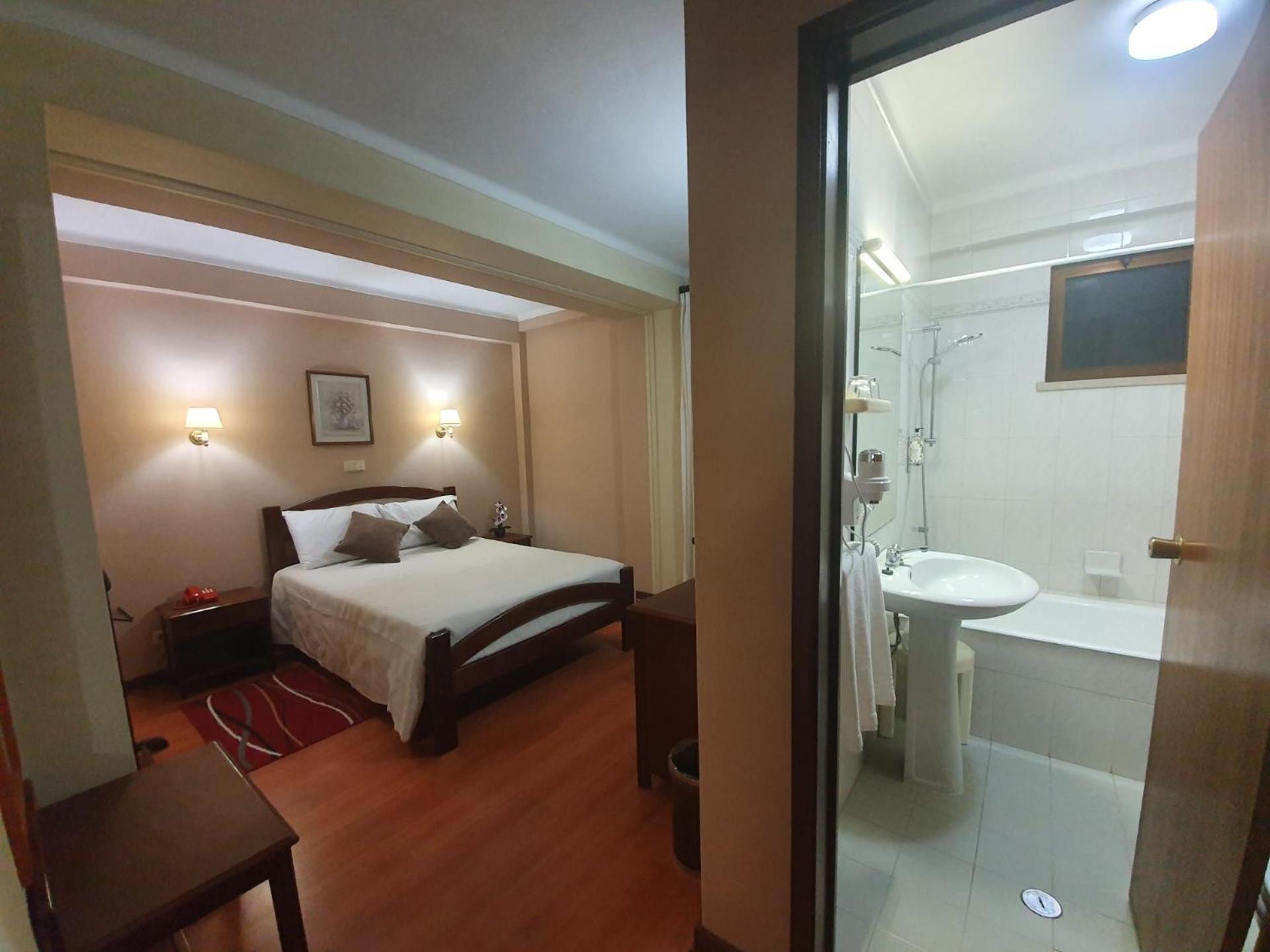 Hotel Peninsular Монте-Реал Экстерьер фото